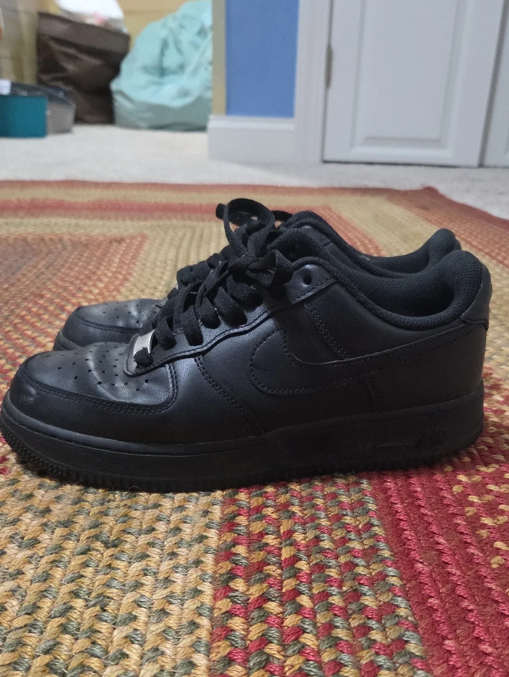 Nike Kids' Black Low-Top Sneakers